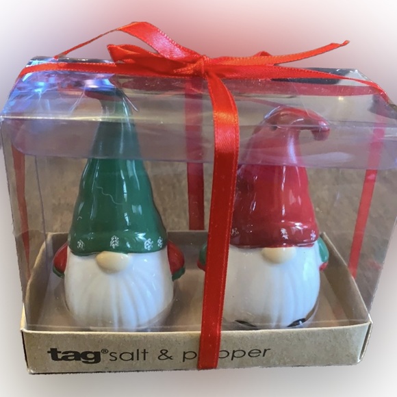 Tag Other - Gnomes salt and pepper shakers